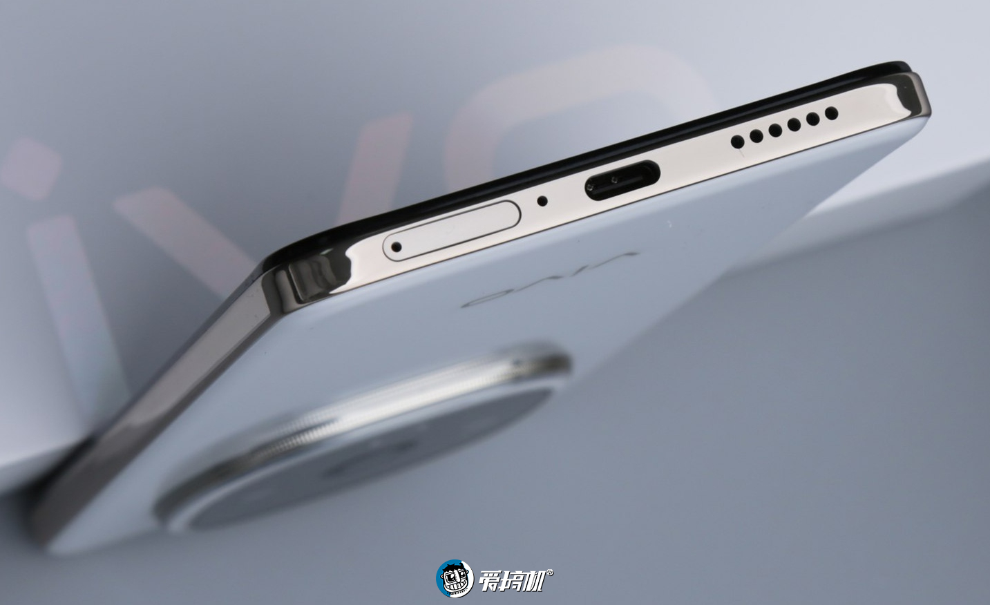 1399元的三扬声器，vivo Y300评测：天玑6300+6500mAh电池是怎样一种体验？