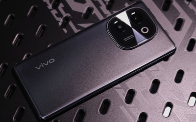vivo Y200：一部超越预期的千元机！好看 好用 耐用